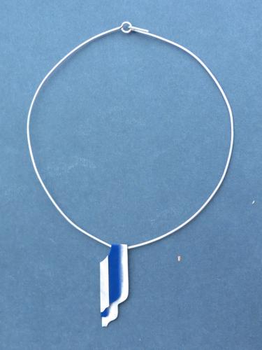 Pendentif argent et plexi.